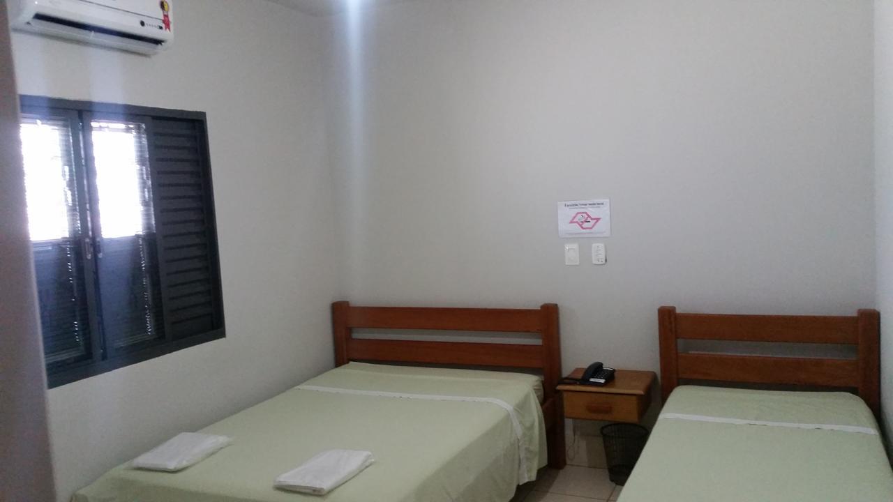 Florenca Hotel Santo Anastácio Buitenkant foto