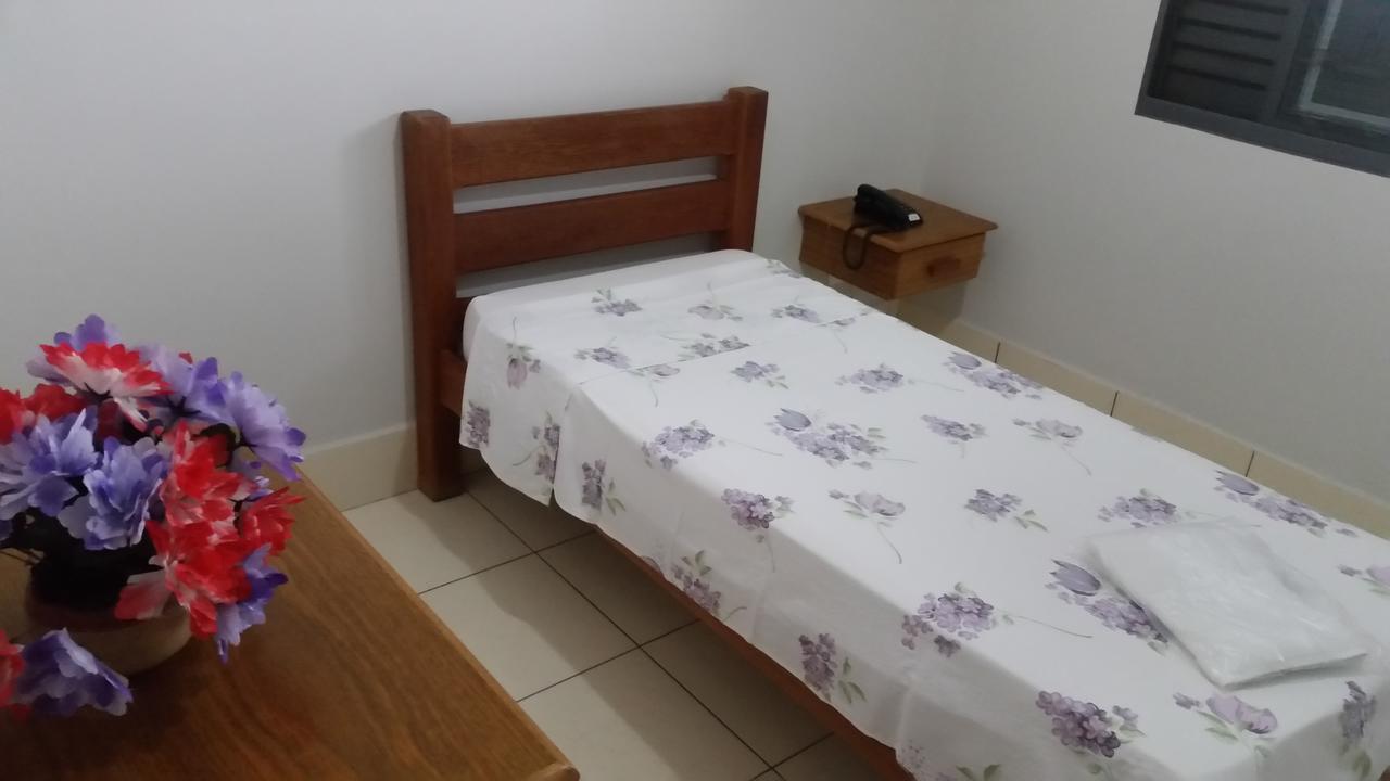 Florenca Hotel Santo Anastácio Buitenkant foto
