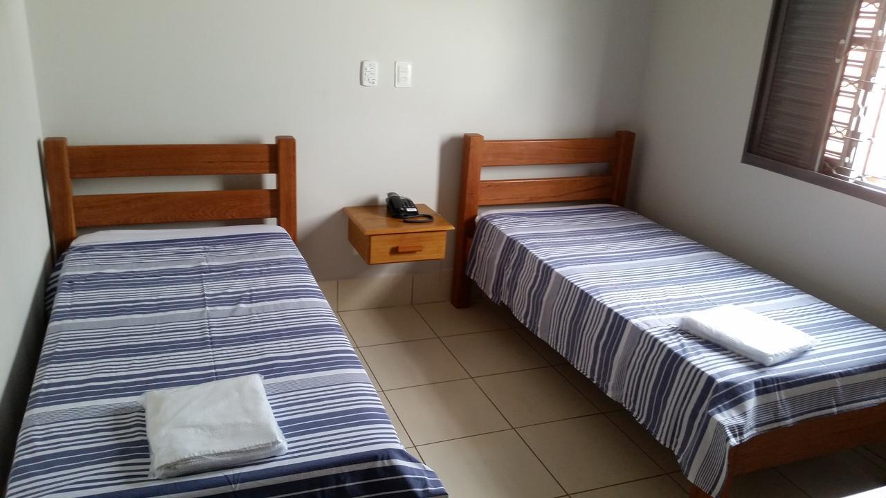 Florenca Hotel Santo Anastácio Buitenkant foto