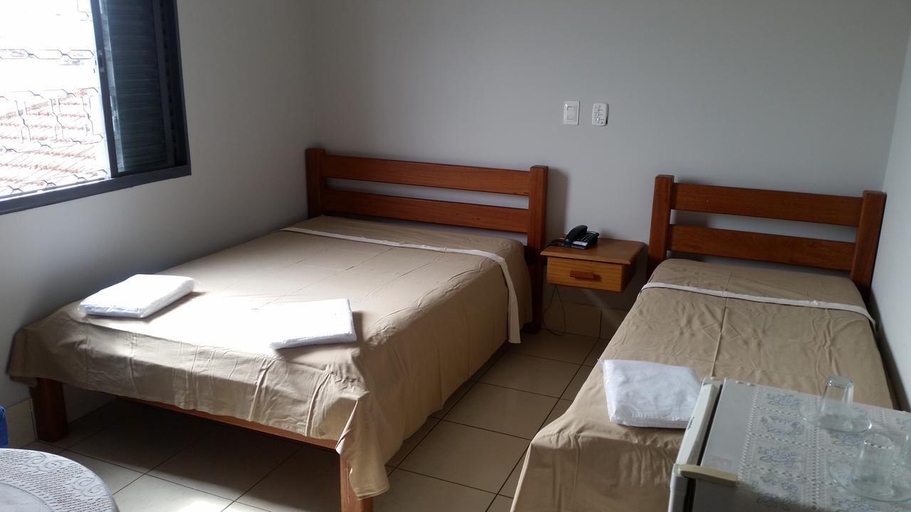 Florenca Hotel Santo Anastácio Buitenkant foto