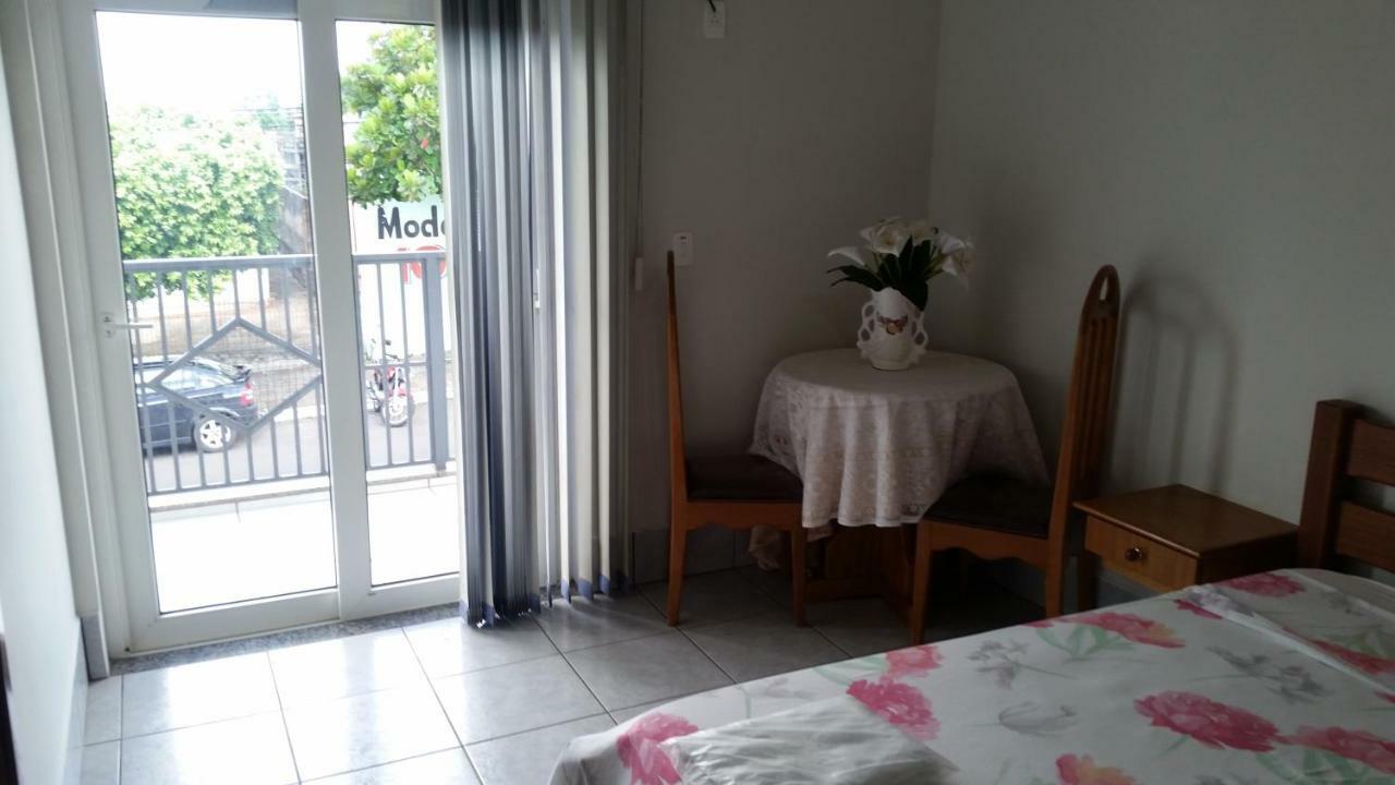 Florenca Hotel Santo Anastácio Buitenkant foto